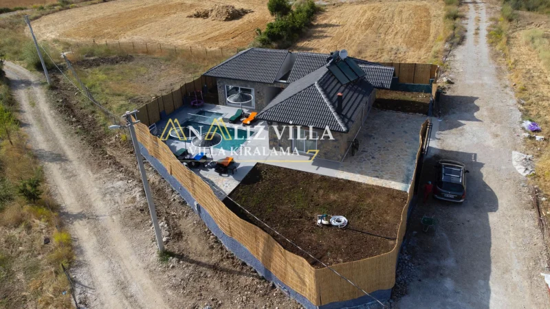 Villa Mera